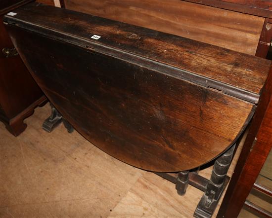 Large oak Sutherland table